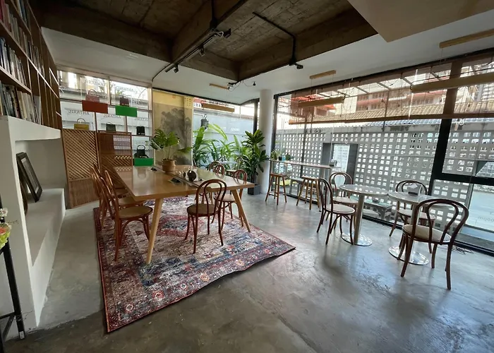 Yolo Bangkok Boutique Hotel